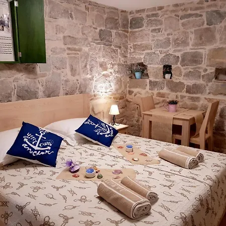 Nautica Stone House Apartamento