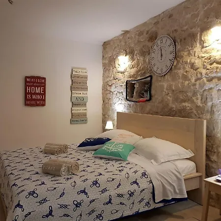 Apartamento Nautica Stone House *