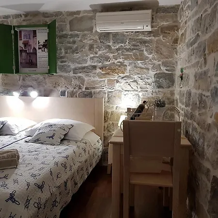 Nautica Stone House * Split