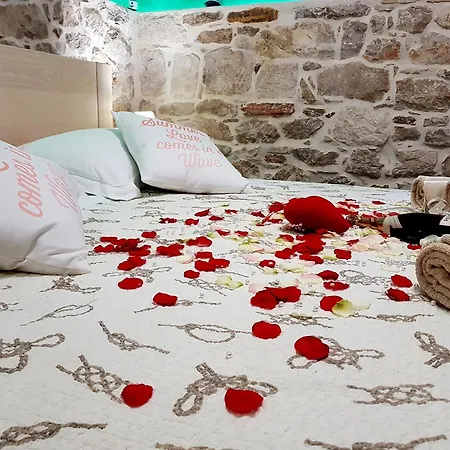 Apartamento Nautica Stone House Split