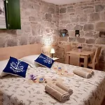 Nautica Stone House Appartamento